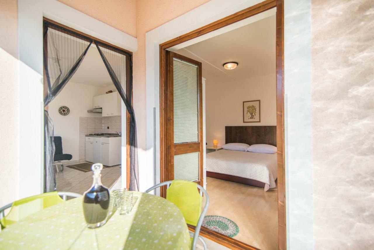 Apartments Ida Sveta Marina Drenje  Exterior photo